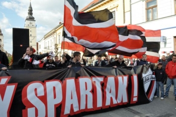 Zo slovenských štadiónov rasizmus nezmizol, má skryté formy